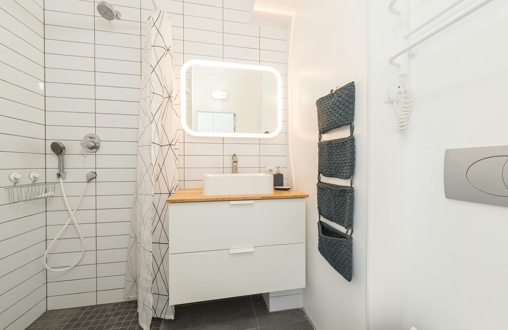 Small Bathroom Ideas