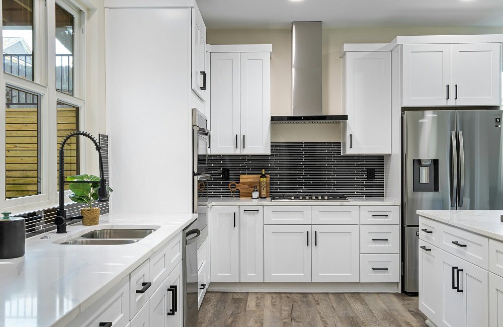 L-Shaped Pantry Ideas